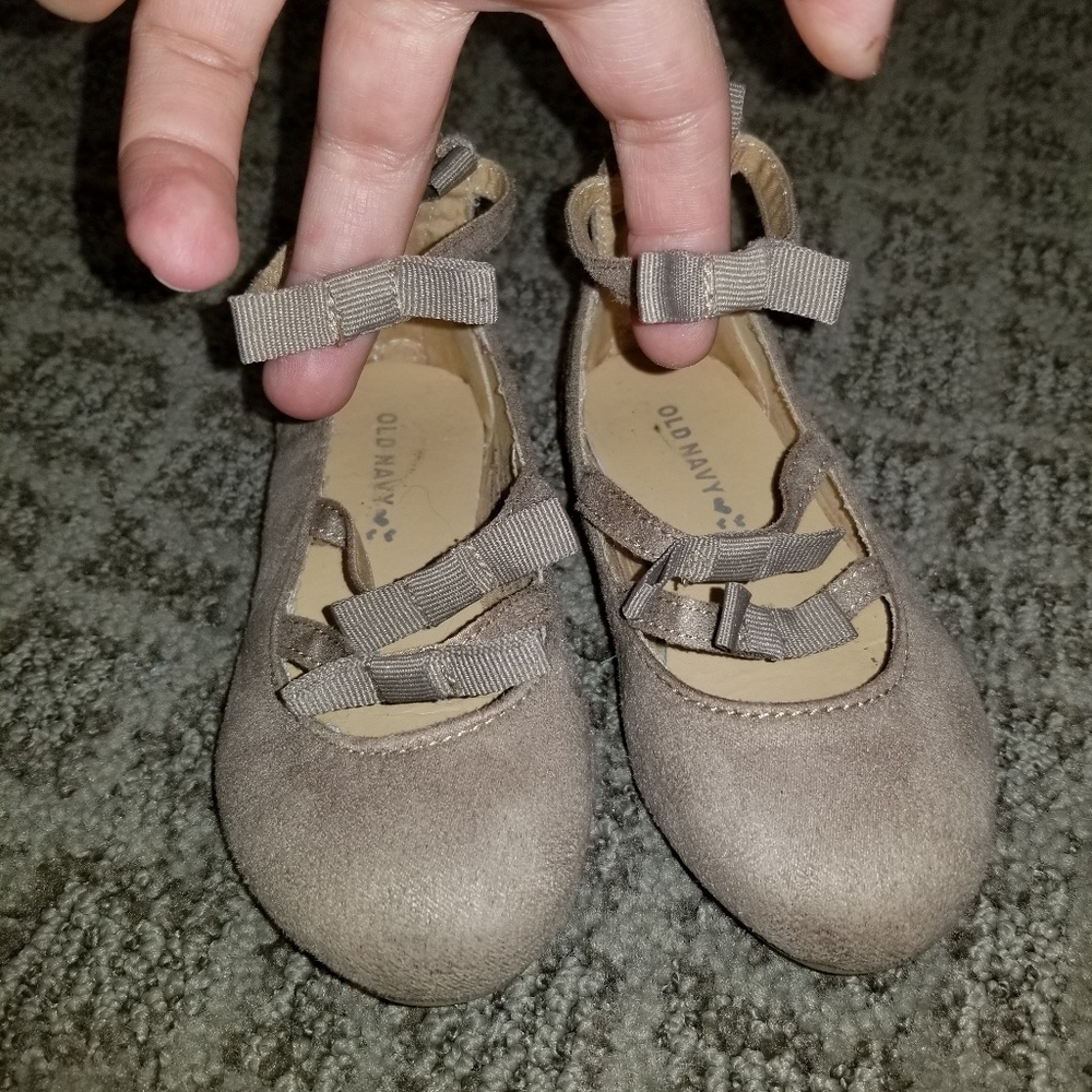 Toddler girls tan faux-suede dress shoes